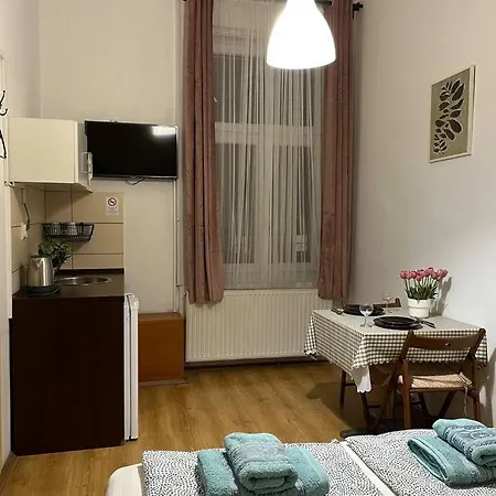 A3 Parliament Sunflower Cozy *